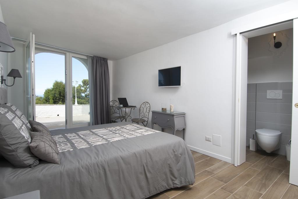 Biancadamare Bed & Breakfast Ostuni Exterior photo